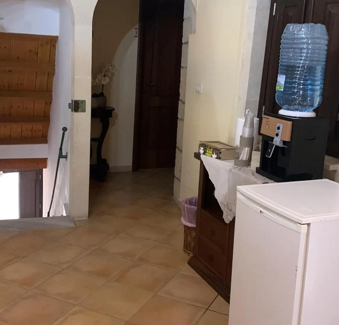 B&B Ares Charme Syracuse 0*,
